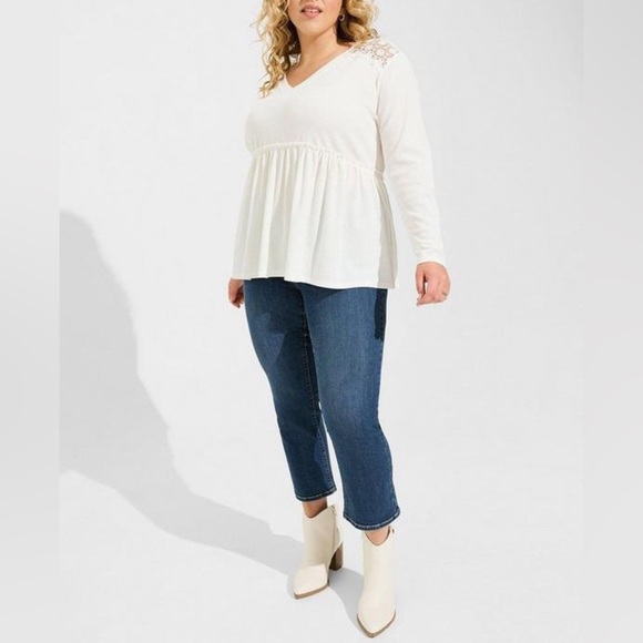 Torrid Knit V-Neck Lace Inset Long Sleeve Babydoll Pristine - Picture 2 of 12